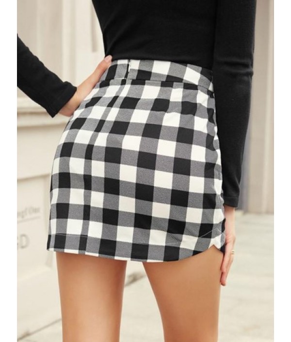 Curved Hem Plaid Mini Skirt