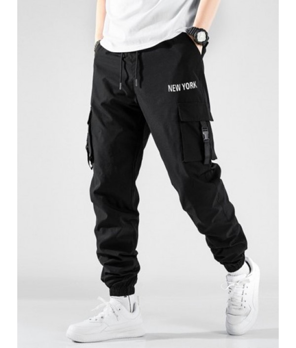 Men's Letter California LOS ANGELES Graphic Short Sleeve T-shirt And Streetwear NEW YORK Letter Printed Multi-pockets Design Beam Feet Drawstring Cargo Pants Set Men's Letter California LOS ANGELES Graphic Short Sleeve T-shirt And Streetwear NEW YORK Letter Printed Multi-pockets Design Beam Feet Drawstring Cargo Pants Set